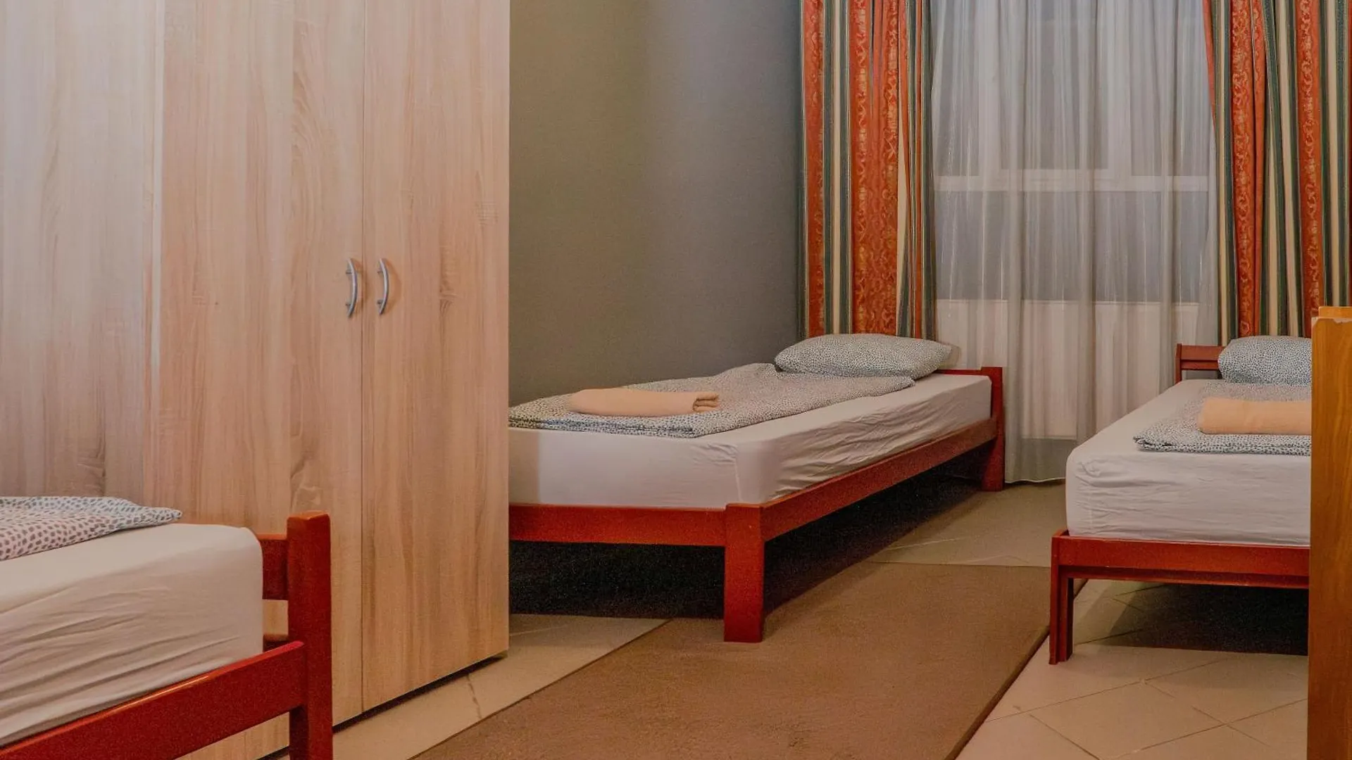 Deep Guest House Budapest 0*,  Hungary